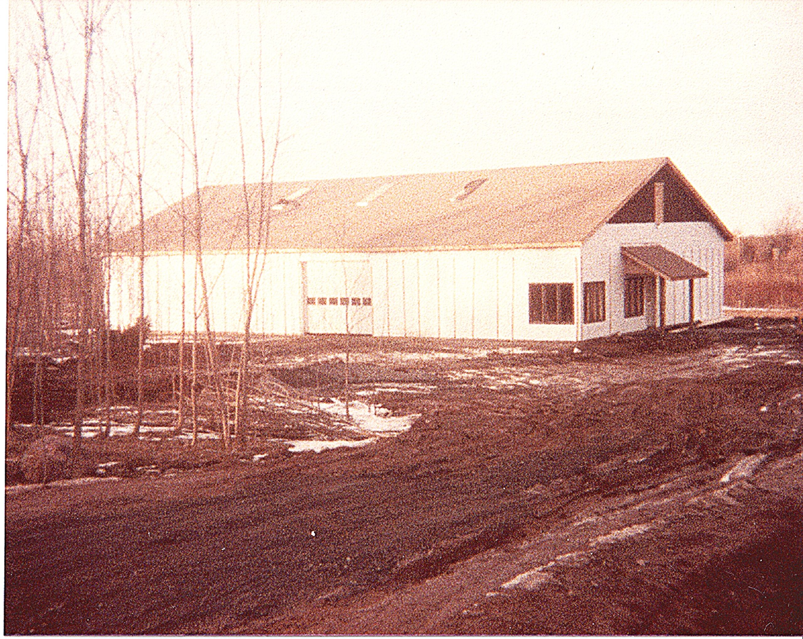 1983 - Bano Landscaping Shop finished